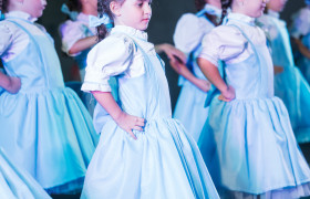 Musical Múltipla em Cena Kids "O mágico de Oz" (Anos Iniciais)
