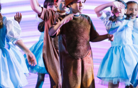 Musical Múltipla em Cena Kids "O mágico de Oz" (Anos Iniciais)