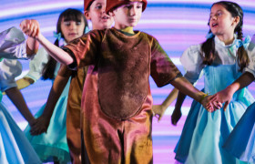 Musical Múltipla em Cena Kids "O mágico de Oz" (Anos Iniciais)