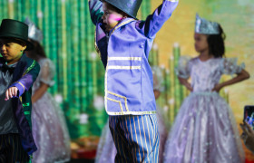 Musical Múltipla em Cena Kids "O mágico de Oz" (Anos Iniciais)