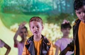 Musical Múltipla em Cena Kids "O mágico de Oz" (Anos Iniciais)