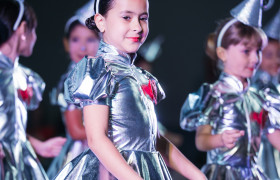 Musical Múltipla em Cena Kids "O mágico de Oz" (Anos Iniciais)